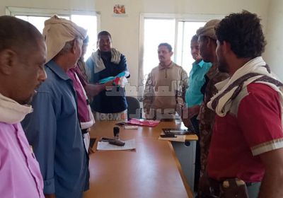 شيخ يتسلم مهامه رئيسًا لـ "انتقالي زنجبار" رسميًا