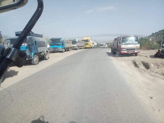 نقطة جبايات إخوانية جديدة بمدخل تعز الجنوبي