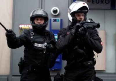 اعتقال متطرف يميني خطط لأعمال عنف في فرنسا