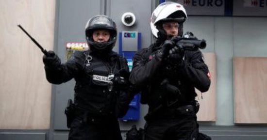 اعتقال متطرف يميني خطط لأعمال عنف في فرنسا