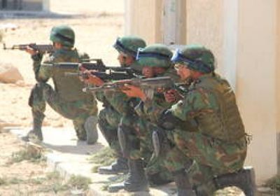 تدريبات لوحدات من الجيش المصري بالذخيرة الحية