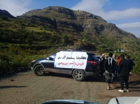 ذوو قتيل ذبحان يقطعون طريق تعز &ndash; لحج