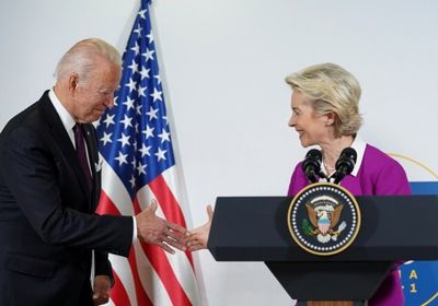  بايدن يشيد بقرار إلغاء رسوم "الفولاذ والألمونيوم" بين أمريكا  والاتحاد الأوروبي