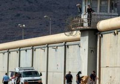  الاحتلال يبدأ تحصين سجن "جلبوع" عقب حادث فرار الأسرى الفلسطينيين