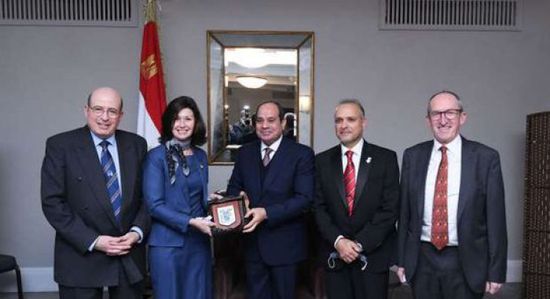 السيسي يلتقي رئيسة الكلية الملكية البريطانية للأطباء والجراحين