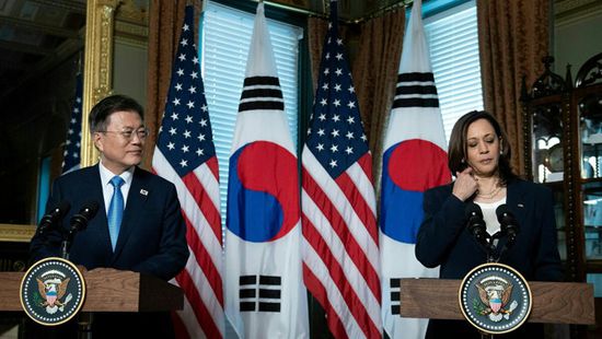 أمريكا وكوريا الجنوبية يبحثان إقامة حوار مع كوريا الشمالية