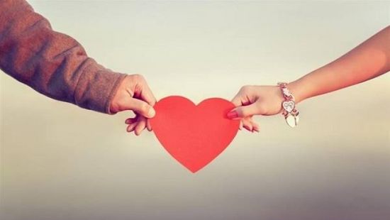 عيد الحب المصري.. فكرة "مصطفى أمين" للتخلص من الهموم والآلام