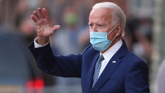 دعوى قضائية ضد بايدن لوقف فرض التطعيم على الشركات