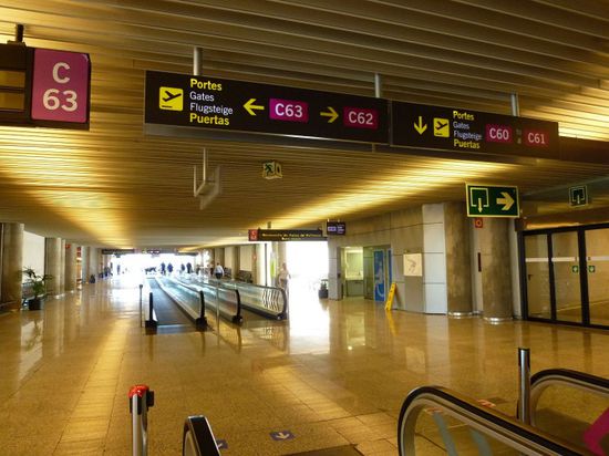 إغلاق مطار مايوركا بسبب محاولة تسلل لمغاربة