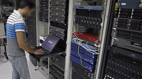 حقيقة قطع شبكات الإنترنت في العراق