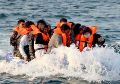 إيطاليا توافق على رسو سفينة إنسانية تحمل نحو 800 مهاجر