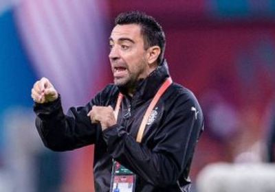 تشافي: نضجت كمدرب وأختار الهجوم دائما في الملعب