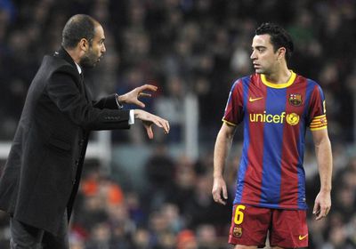  جوارديولا في برشلونة لدعم تشافي في منصبه الجديد