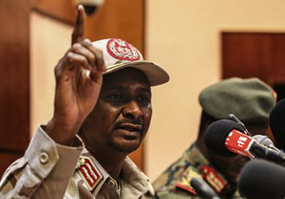 دقلو: قرارات البرهان جاءت لتصحيح مسار الثورة