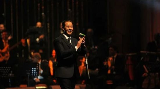مدحت صالح يطرب جمهور الإسكندرية بمهرجان الموسيقى العربية (صور)