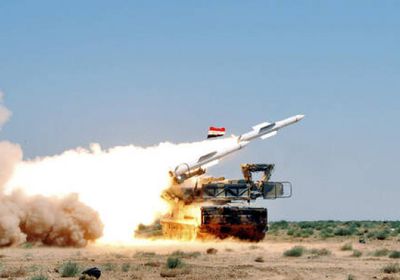  الدفاعات الجوية السورية تتصدى لأهداف معادية في ريف حمص