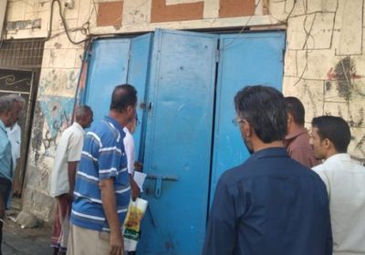 إغلاق مطاعم ومحال أغذية لمخالفات صحية في عدن