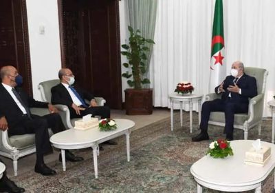 تبون والكوني يبحثان علاقات التعاون بين الجزائر وليبيا