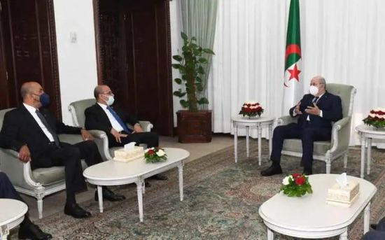 تبون والكوني يبحثان علاقات التعاون بين الجزائر وليبيا