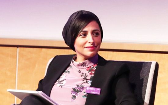  بدور القاسمي تلتقي الكتاب العراقيين في معرض الشارقة