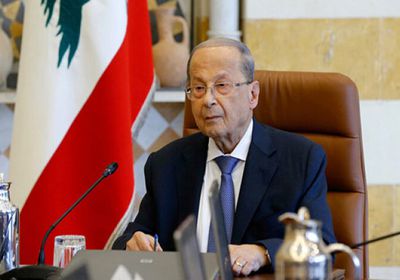 الرئيس اللبناني يناقش مع حكومة البلاد آخر التطورات