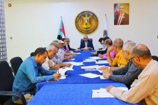 "أمانة الانتقالي" تطلع على توصيات لتطوير أداء دوائرها