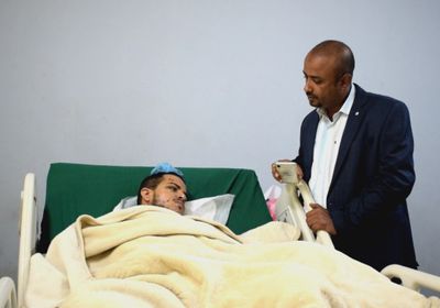 أوفد الهدياني.. الزُبيدي يعزي العتمي باستشهاد زوجته