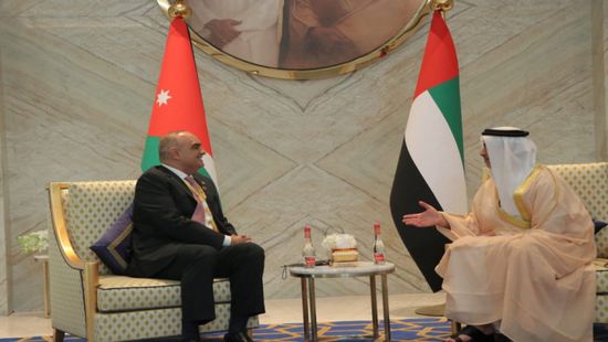  نائب رئيس مجلس الوزراء الإماراتي يلتقي برئيس الوزراء الأردني