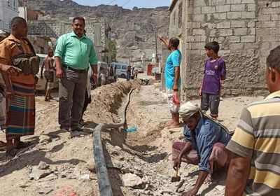 تقوية ضخ المياه بحي العمال في البريقة