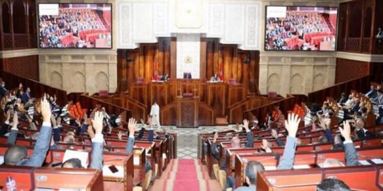 البرلمان المغربي يصادق على مشروع الموازنة لعام 2022