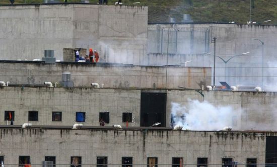 مقتل 68 سجينًا في أعمال عنف بأحد سجون الإكوادور