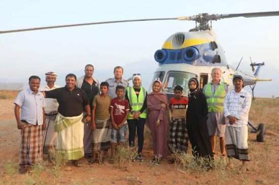 خليفة الإنسانية تنظم جولات جوية تعريفية لأطفال سقطرى