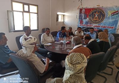 انتقالي أبين يتلقى تقريرين عن نشاط إدارتي الاقتصاد والسياسة