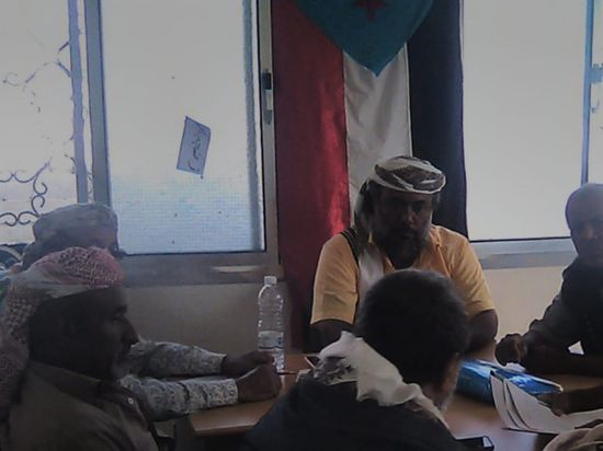 المجلس العسكري في أبين يدعم "الانتقالي" بمواجهة الحوثي والإخوان