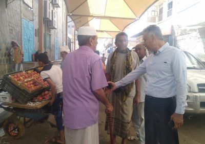 جولات رقابية على مخابز الروتي والأسواق بالمعلا