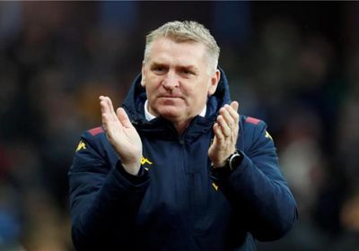 دين سميث يتولى تدريب نوريتش خلفا لفاركه