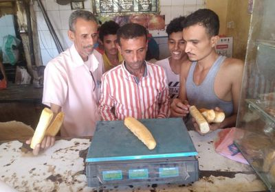 ضبط مخبز يتلاعب بأوزان الروتي في المعلا