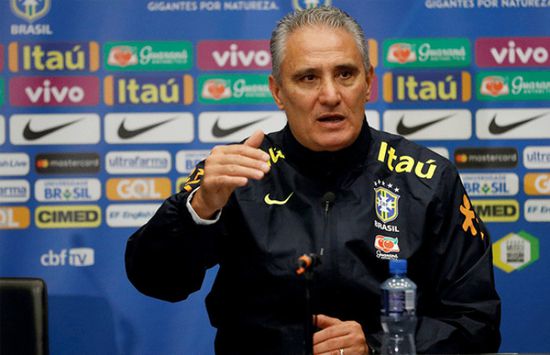  مدرب البرازيل يهاجم التحكيم بعد التعادل مع الأرجنتين