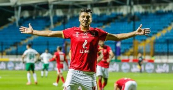 مهاجم الأهلي ضمن أفضل 50 لاعبا في العالم