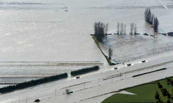 كندا تتعهد بمساعدة مقاطعة بريتش كولومبيا أمام الفيضانات