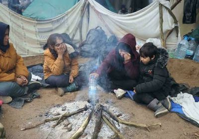 بولندا تؤكد مواصلتها صد محاولات المهاجرين لعبور أراضيها