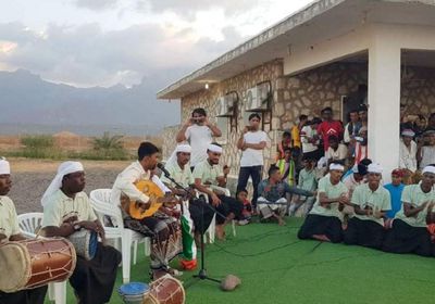 مهرجان بن عفرار يجمع الأصالة والحداثة والفنون