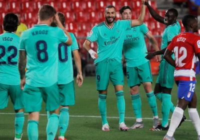 ريال مدريد يستعيد صدارة الليجا برباعية في غرناطة