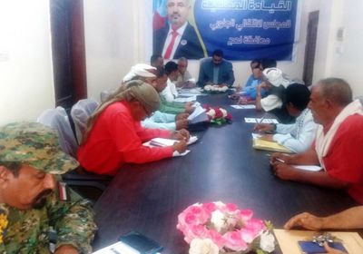 "انتقالي لحج" يطالب السلطة المحلية بتحسين الظروف المعيشية