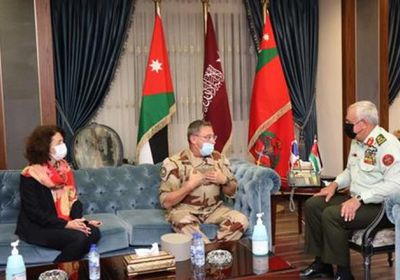 الأردن وفرنسا تبحثان أوجه التعاون العسكري بين البلدين