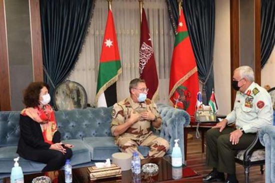 الأردن وفرنسا تبحثان أوجه التعاون العسكري بين البلدين