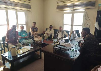 انتقالي حضرموت ينظر في أزمة إضراب مكتب الشؤون الاجتماعية