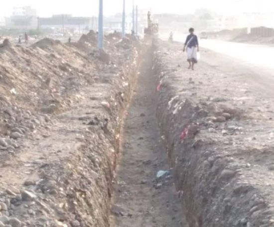 ربط محطتي كهرباء تحويليتين بالعاصمة عدن