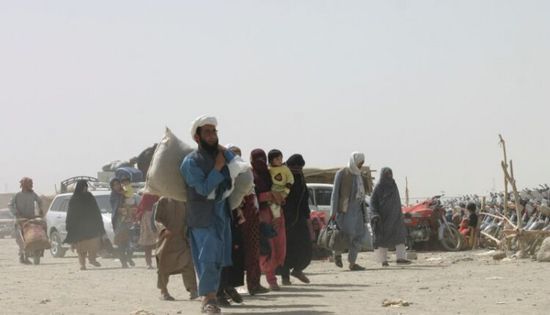  باكستان تسمح بمرور شحنة المساعدات الهندية إلى أفغانستان