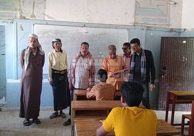 "انتقالي خنفر" يطمئن على انتظام امتحانات الثانوية